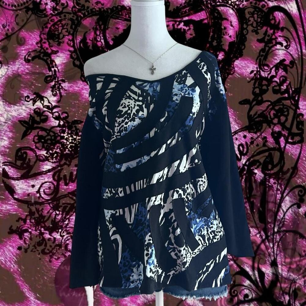 Dark blue long sleeve animal print blouse